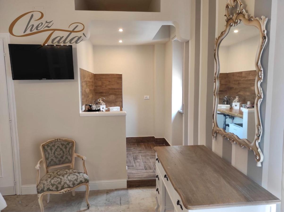 Bed and Breakfast Chez Tata' - Sce Tata Rossano Stazione Exterior foto