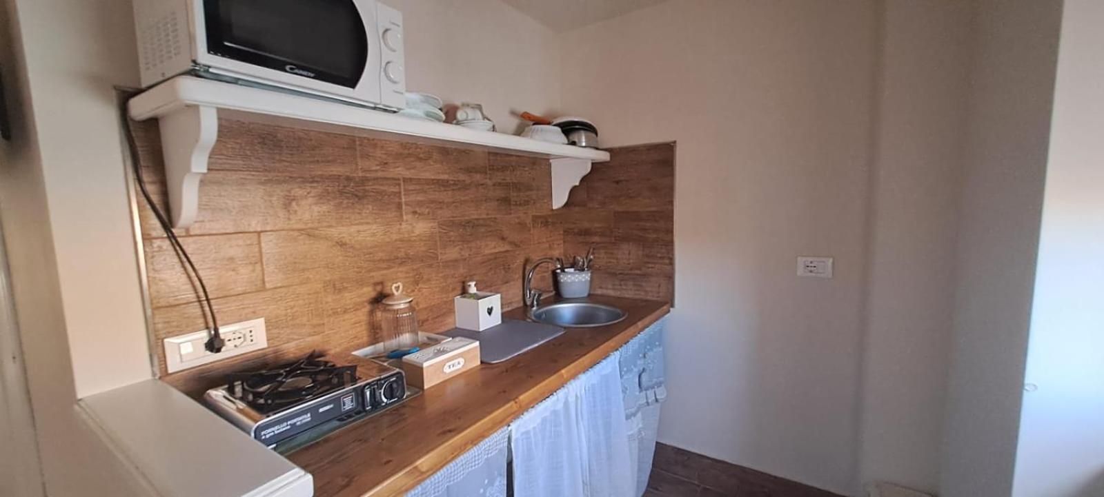 Bed and Breakfast Chez Tata' - Sce Tata Rossano Stazione Exterior foto